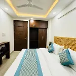 Hotel Ashram View Just 10 Minute Away Form Nizamuddin Railway Station
